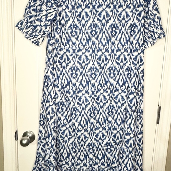 5/$25 Emery Rose Blue and White Patterned Dress Sixe XL- Worn once - Picture 6 of 8